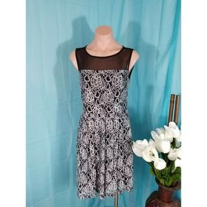 NWT Valerie Bertinelli Sleeveless Dress Above Knee Woman’s Size 6